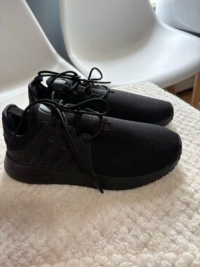 adidas Kids All-Black Lightweight Sneakers